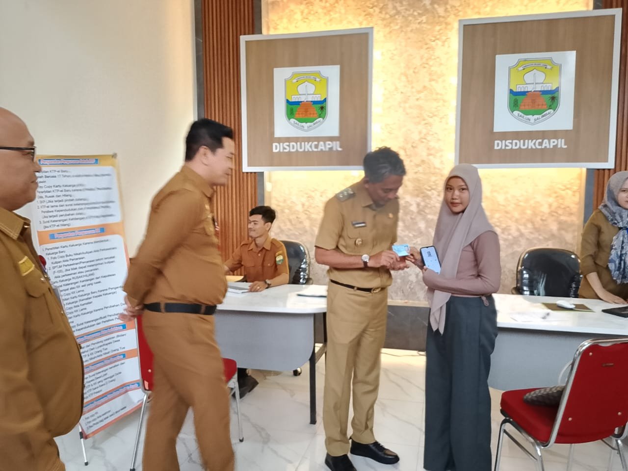 Jun Mahir Sidak ke OPD dan Mall Pelayanan Publik, Tekankan Peningkatan Kinerja