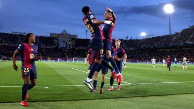 Tundukkan Benfica 3-1, Barcelona Amankan Tempat di Perempat Final Liga Champions