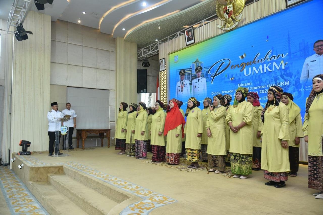 Wali Kota Jambi Kukuhkan 21 Kelompok UMKM: Bukan Lagi Pelaku, Tapi Pengusaha!