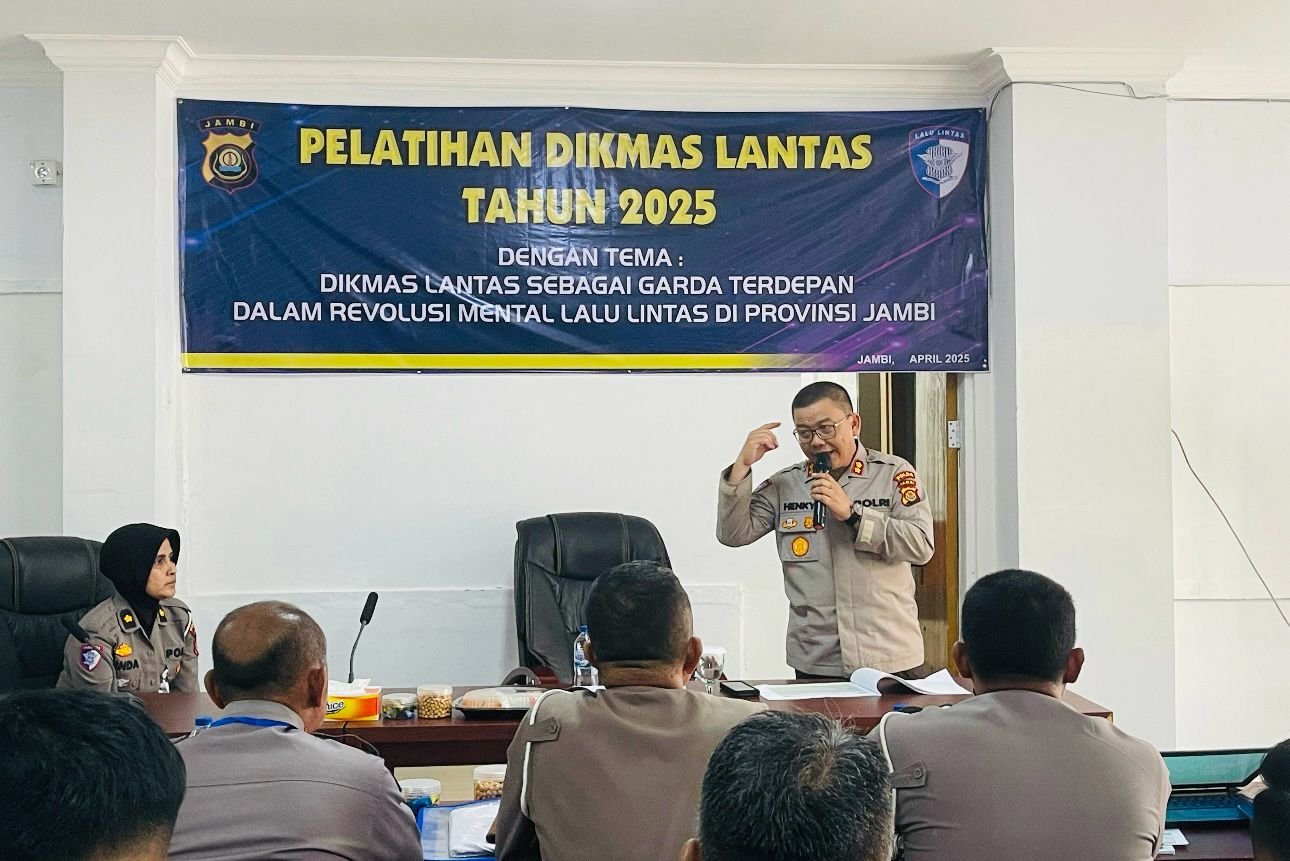 Mendorong Revolusi Mental, Dirbinmas Polda Jambi Motivasi Personel Lalu Lintas
