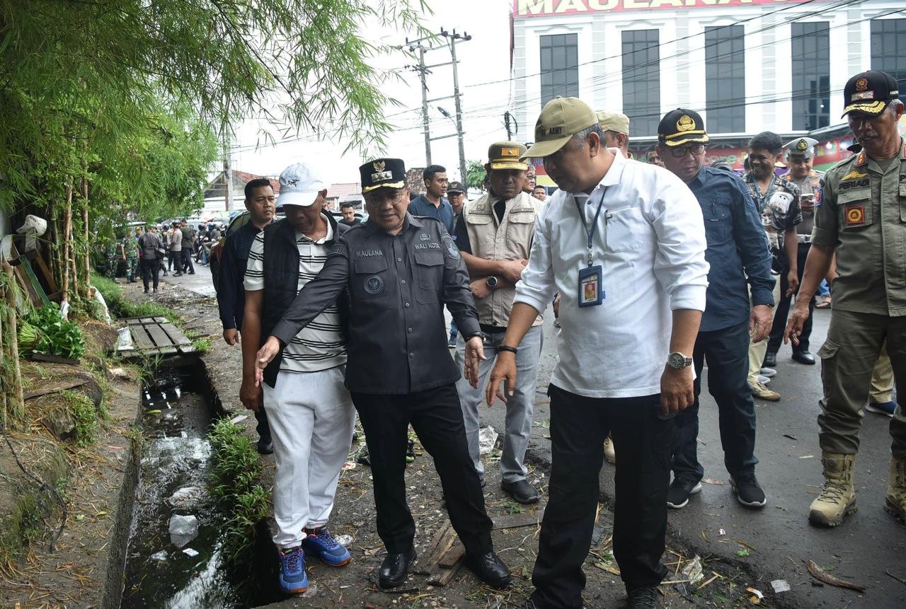 Gerakan Bersih Korem 042/Gapu Disambut, Wali Kota Maulana: Ini Wujud Sinergi Nyata