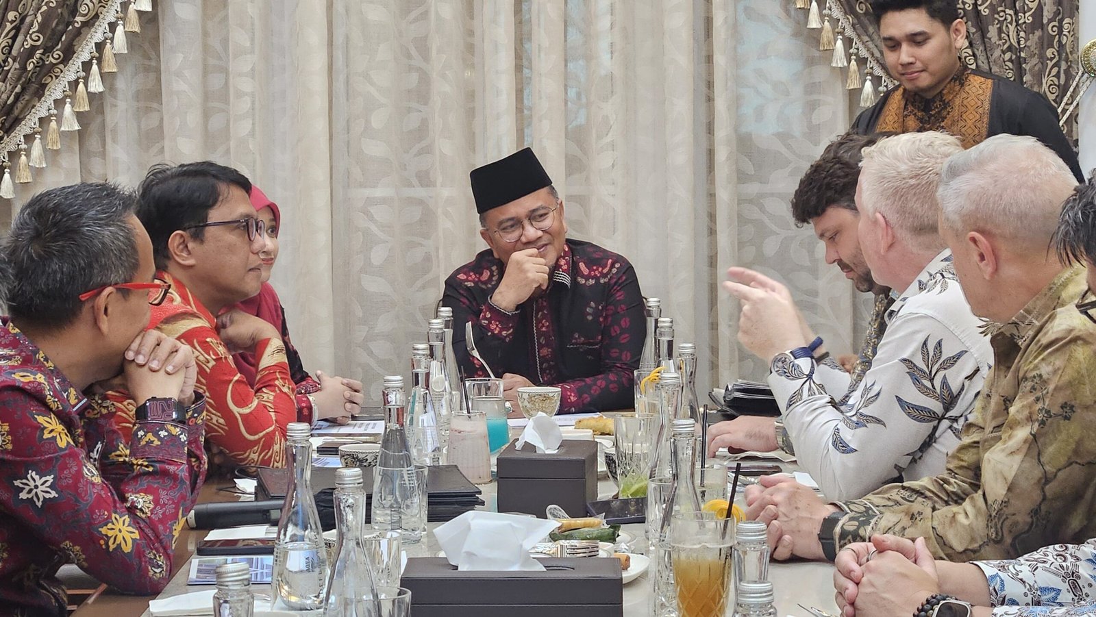 Wali Kota Jambi dan Delegasi Kanada Bahas Digitalisasi Layanan Air