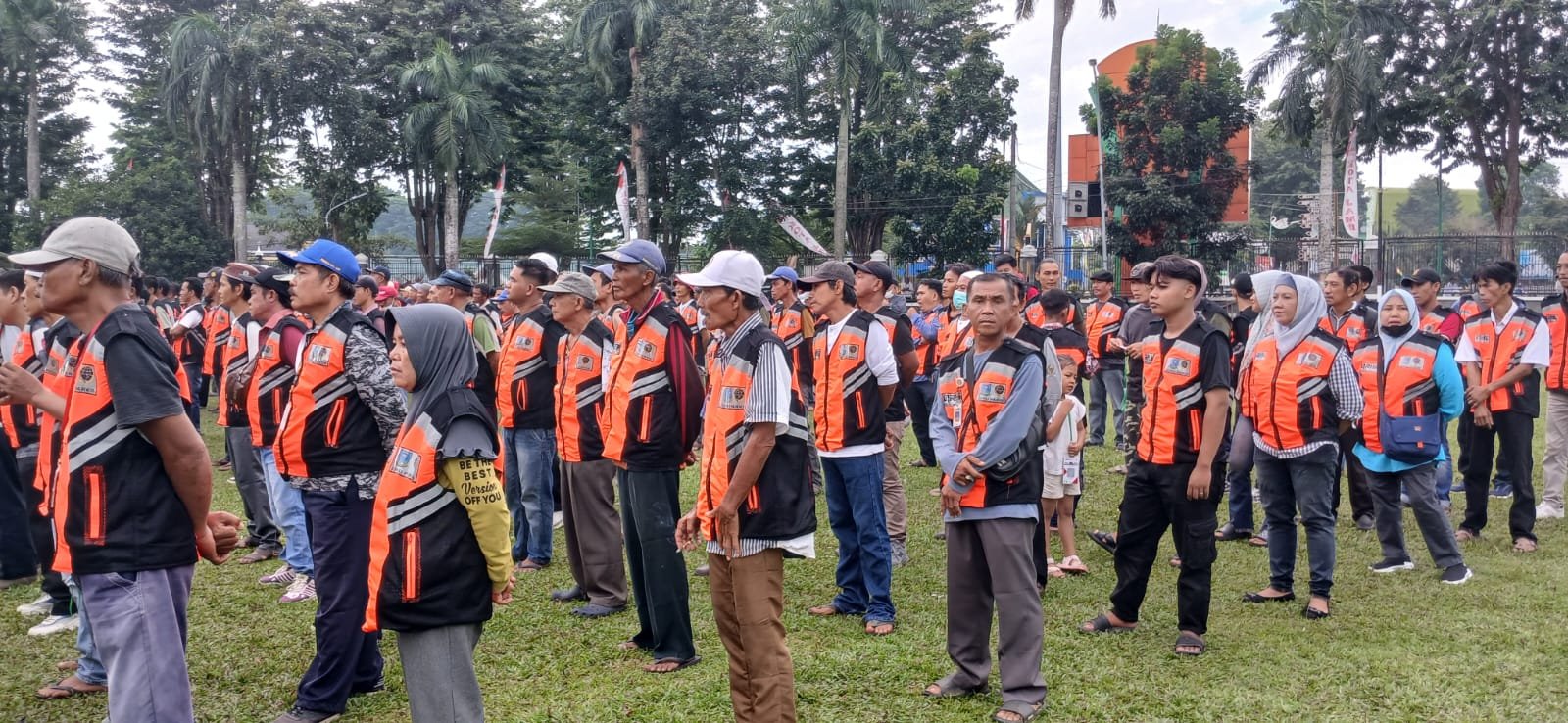 Parkir Tertib, Bayar Pakai QRIS: Pemkot Jambi Apresiasi Peran Juru Parkir dalam Ekonomi Kota