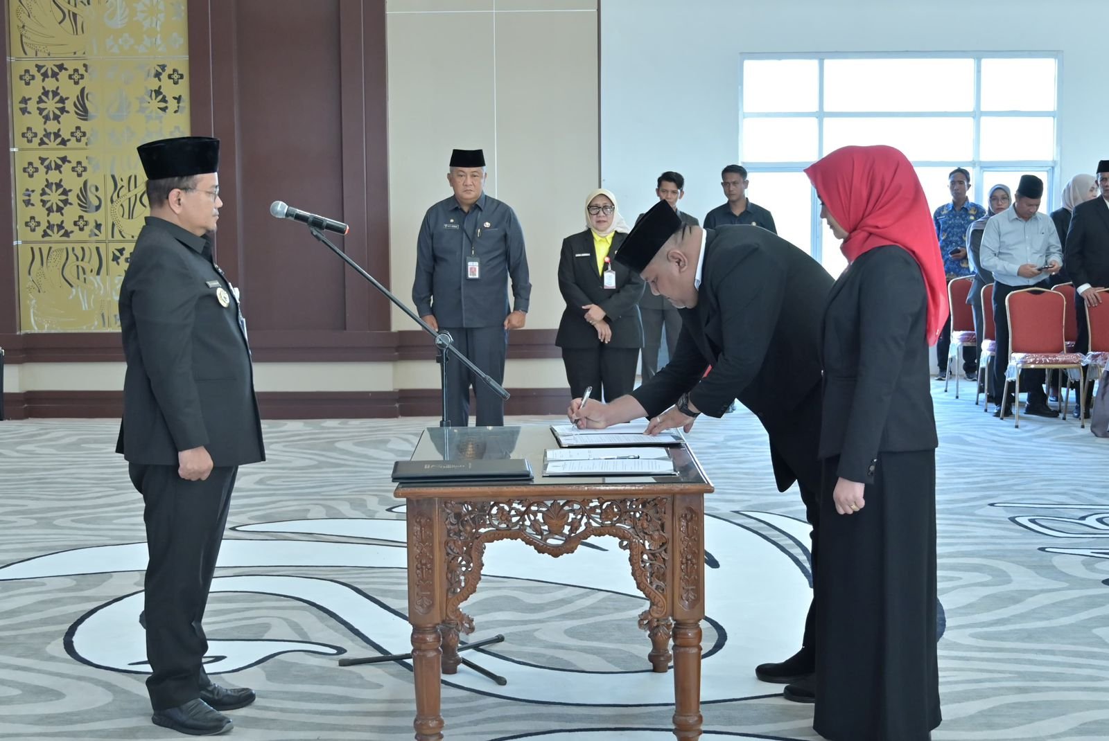 Wali Kota Jambi Lantik 86 Pejabat Baru, Tegaskan Komitmen Reformasi Birokrasi
