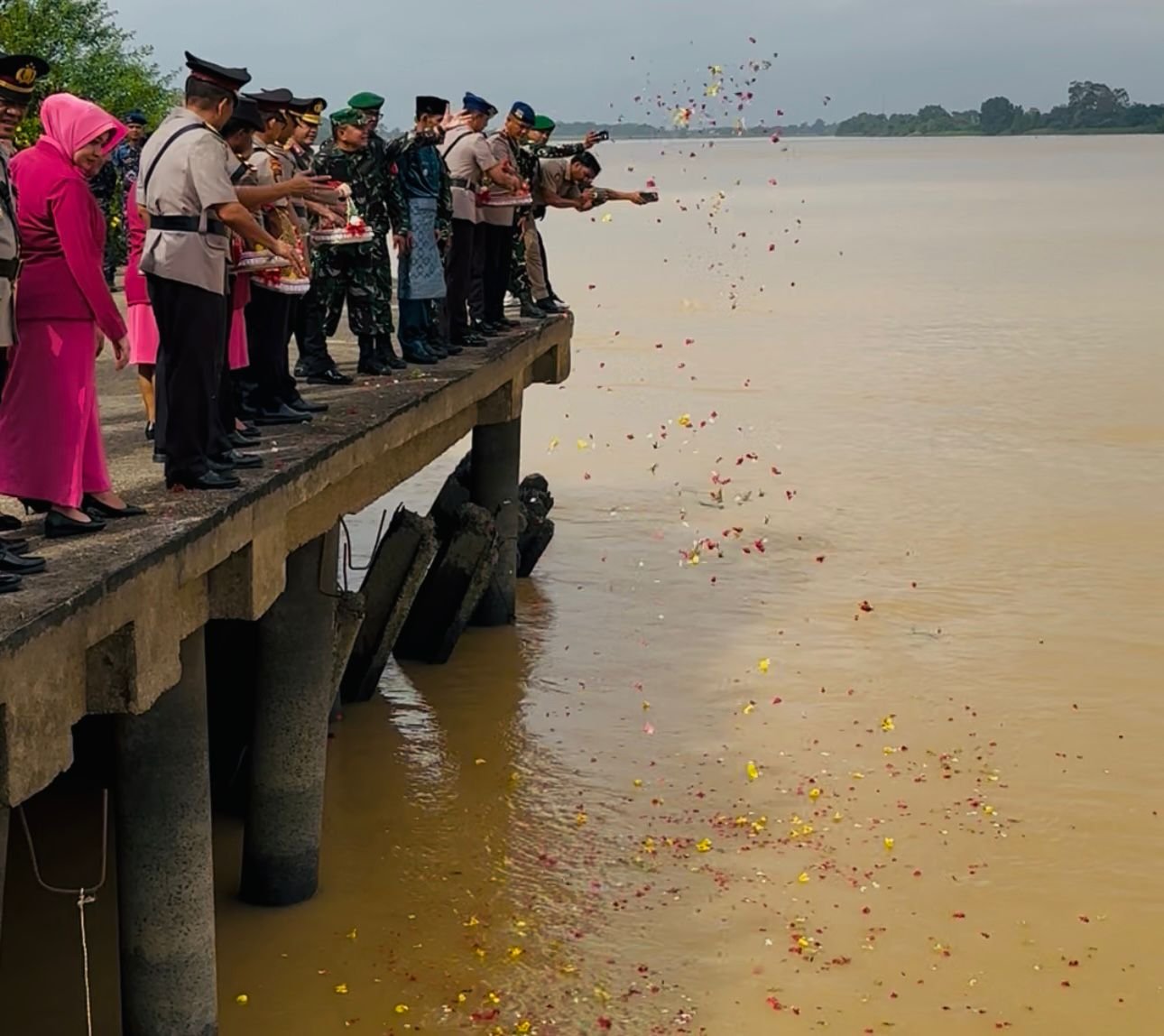 Wakapolda Jambi: Polri Hadir Tak Hanya dengan Kekuatan, Tapi Juga Cinta Kasih