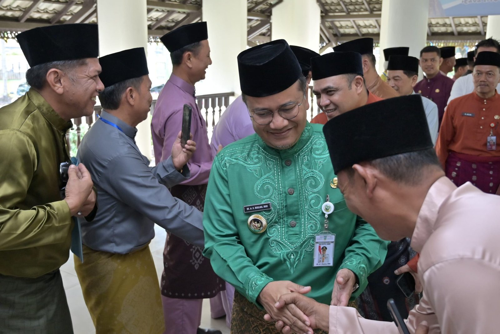 Buka Bimtek LAM Kota Jambi, Walikota Maulana: Adat Berperan Penting
