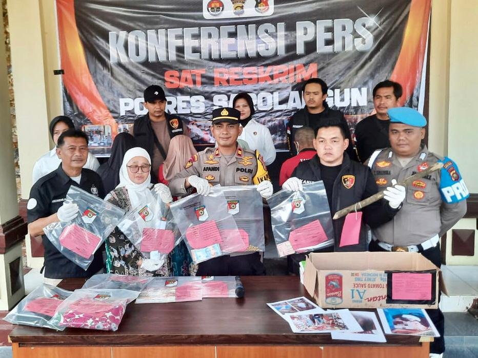 Pasutri di Sarolangun Bacok Pemilik Warung, Rampas Emas Rp70 Juta
