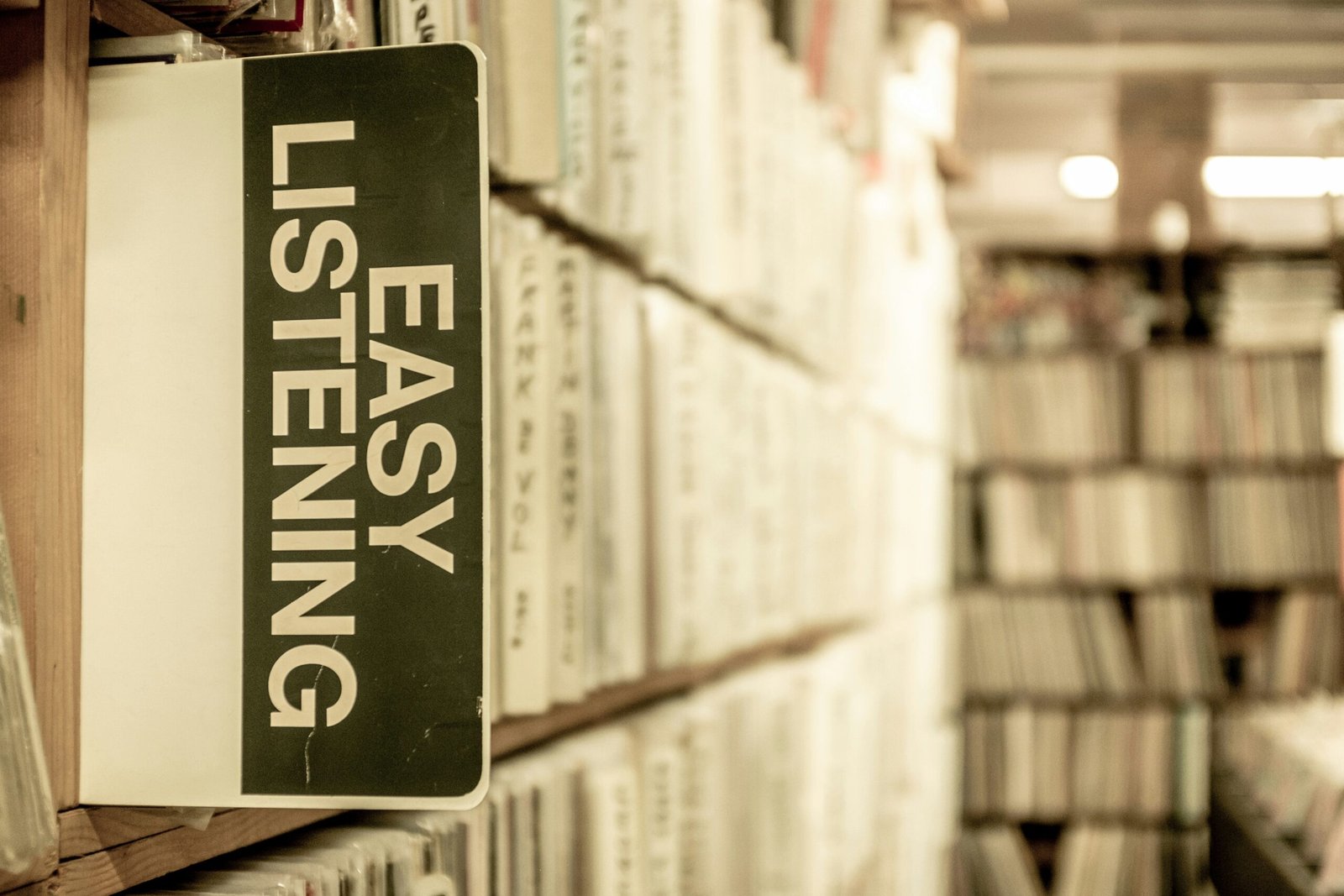 Perbandingan Genre Musik Populer di Kalangan Milenial dan Gen Z