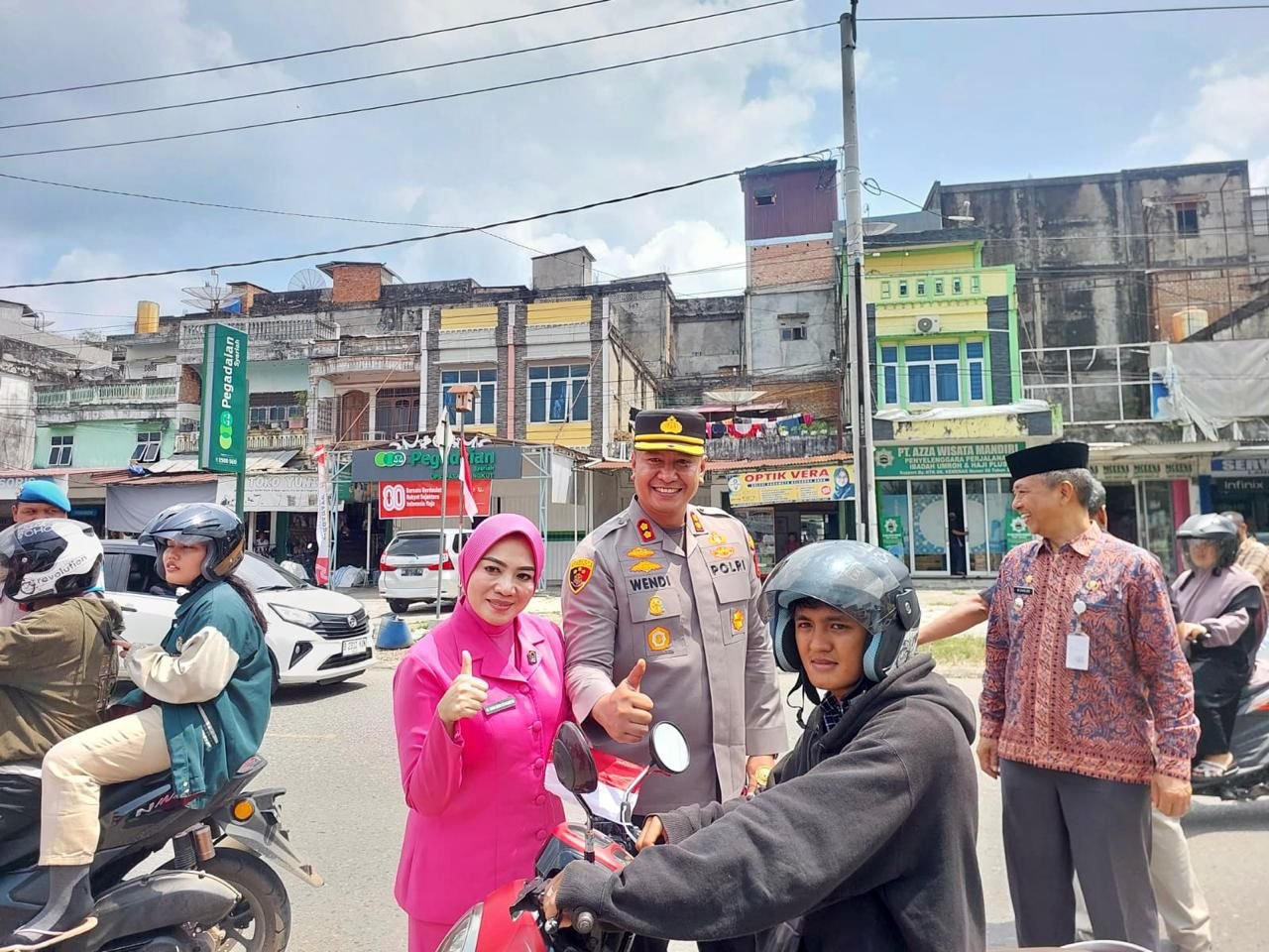 HUT RI ke-80, Polres Sarolangun Memerahputihkan Kecamatan Singkut
