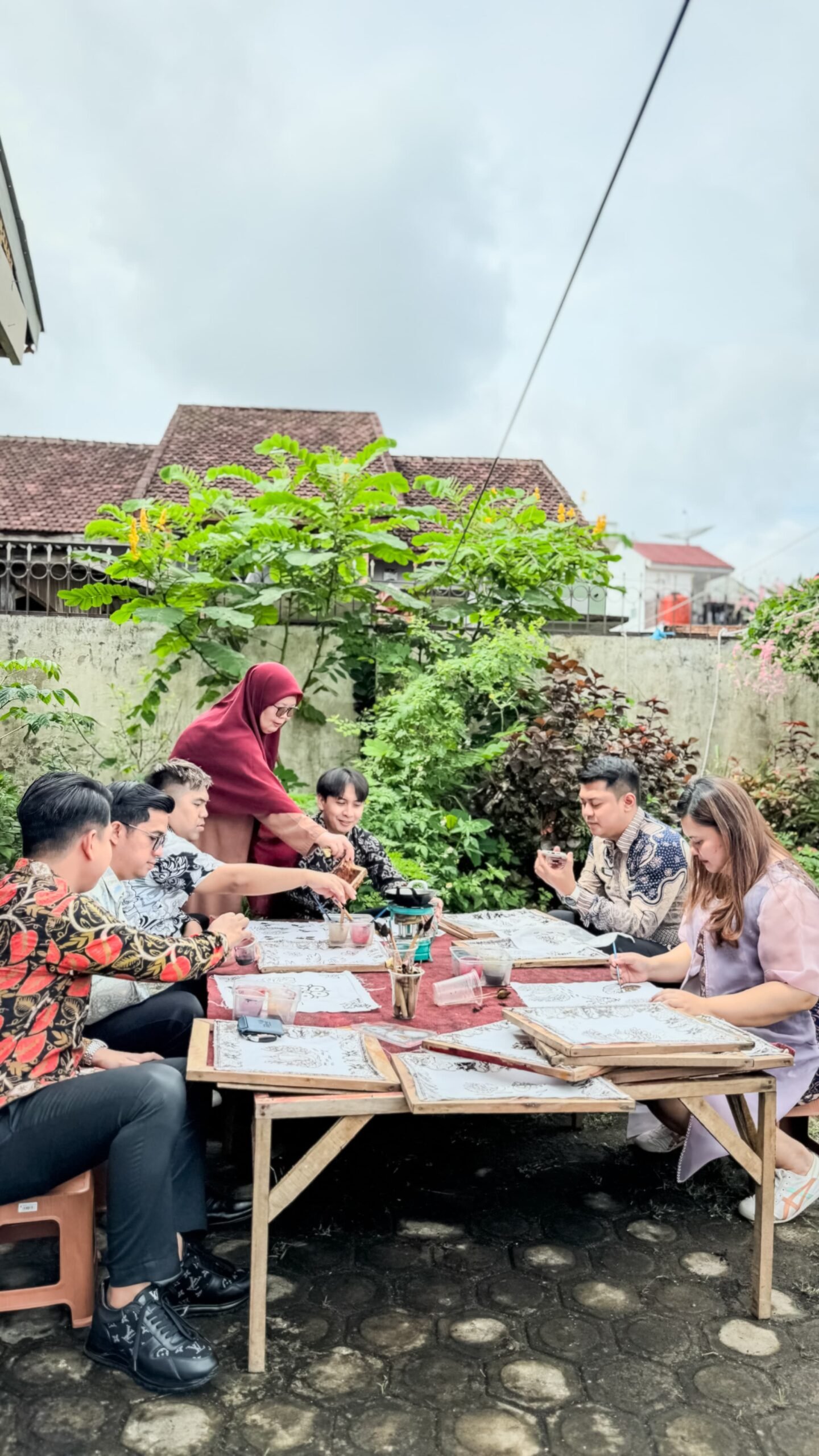 Rumah Kito Dukung Eksistensi Batik Jambi di Hari Batik Nasional 2025